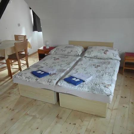 Pension U Soudu Cesky Krumlov Exterior photo