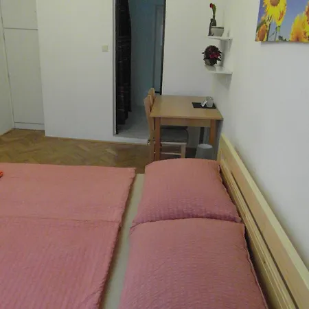 Pension U Soudu Cesky Krumlov Exterior photo